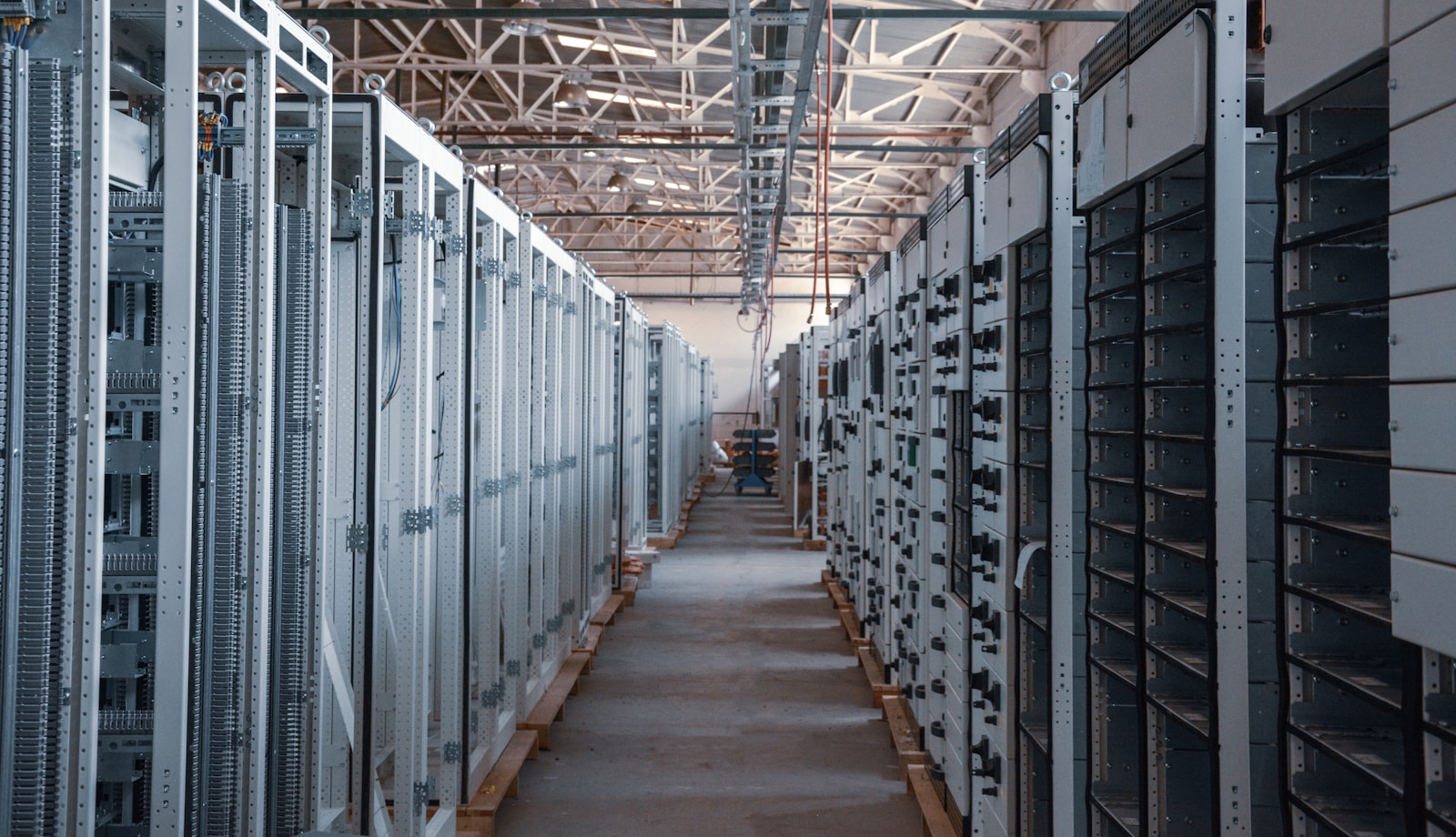 2 AI Energy Stocks to Buy as Data Center Power Demand Surges