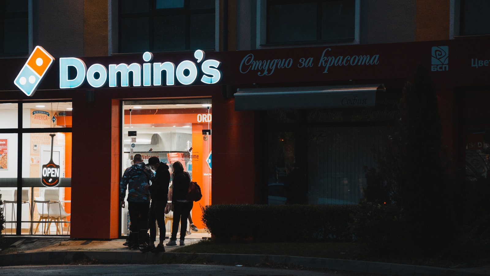 Domino’s Pizza (DPZ) Stock May Be in a Funk But Wall Street Sees Potential
