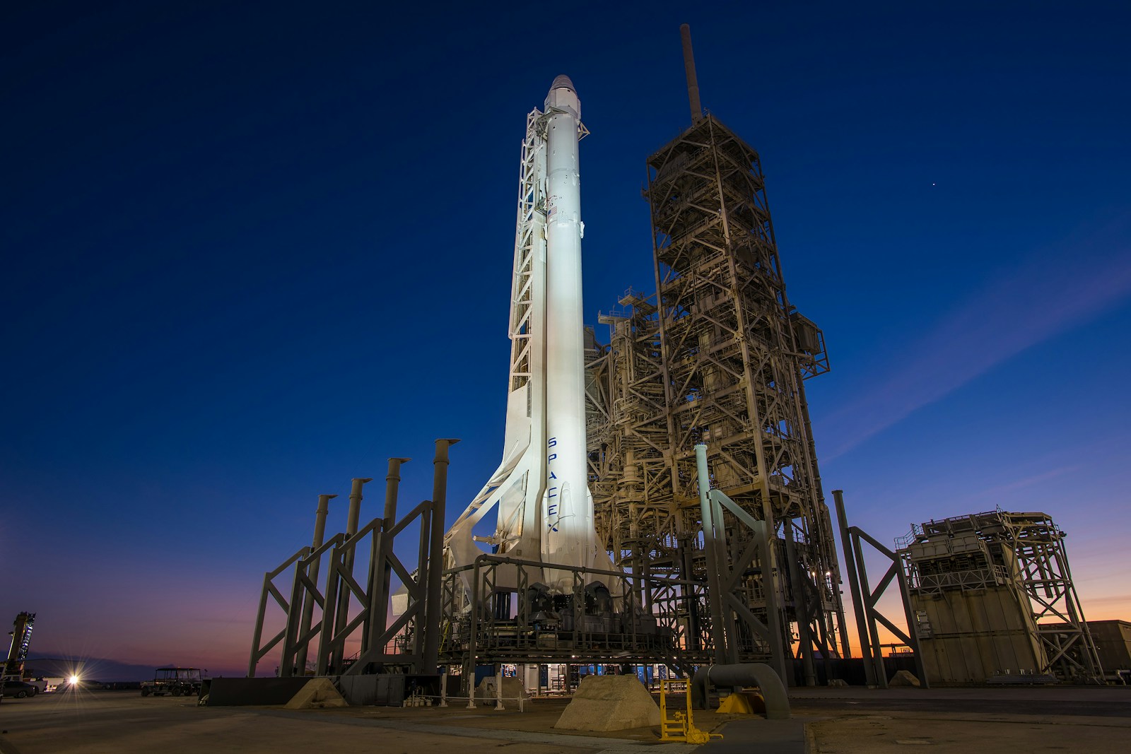 SpaceX Enters the Nasdaq-100: Here’s How It Could Impact the Stock