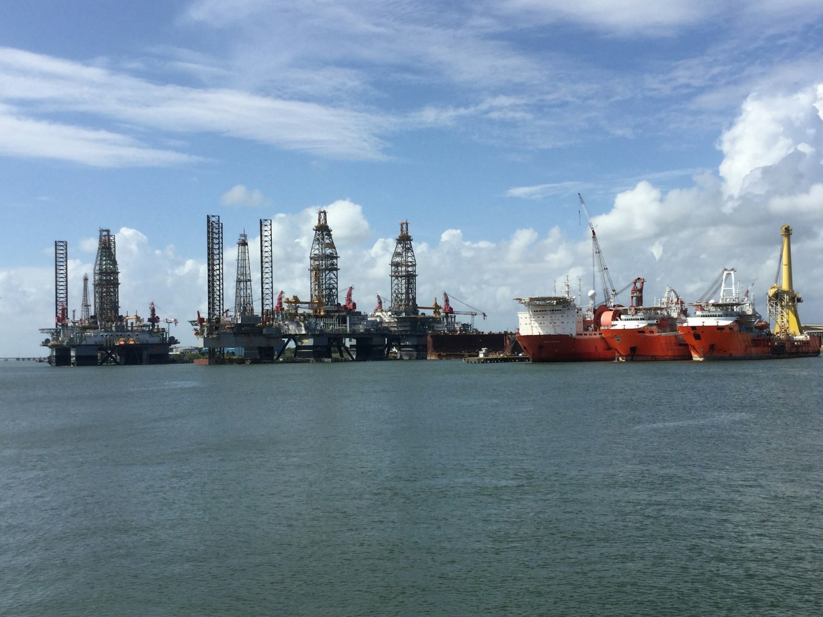 3 Oil Stocks Poised to Win From Higher Oil Prices