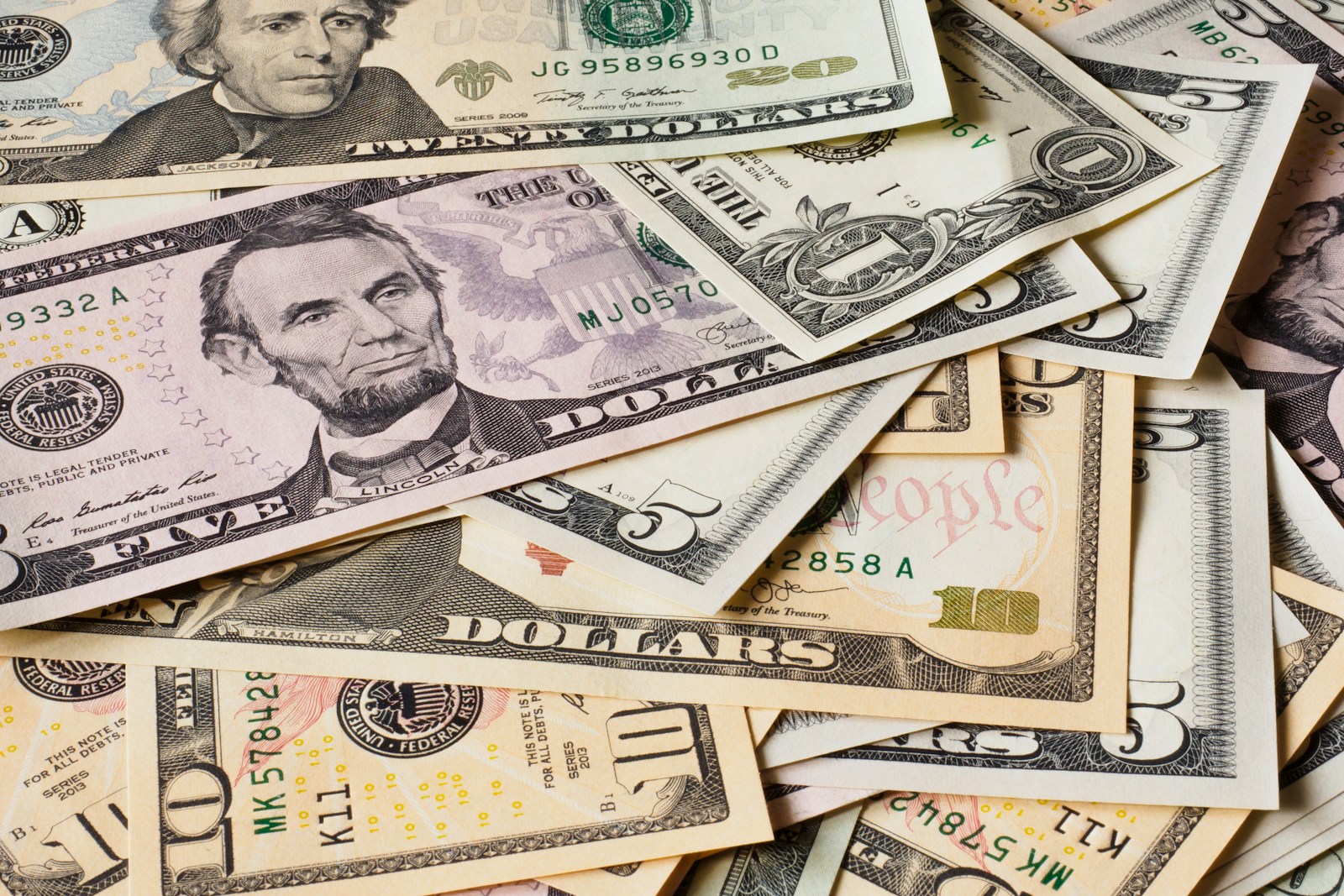 Overpaying for a Cheap Stock? These 3 Stocks Show Why It Happens