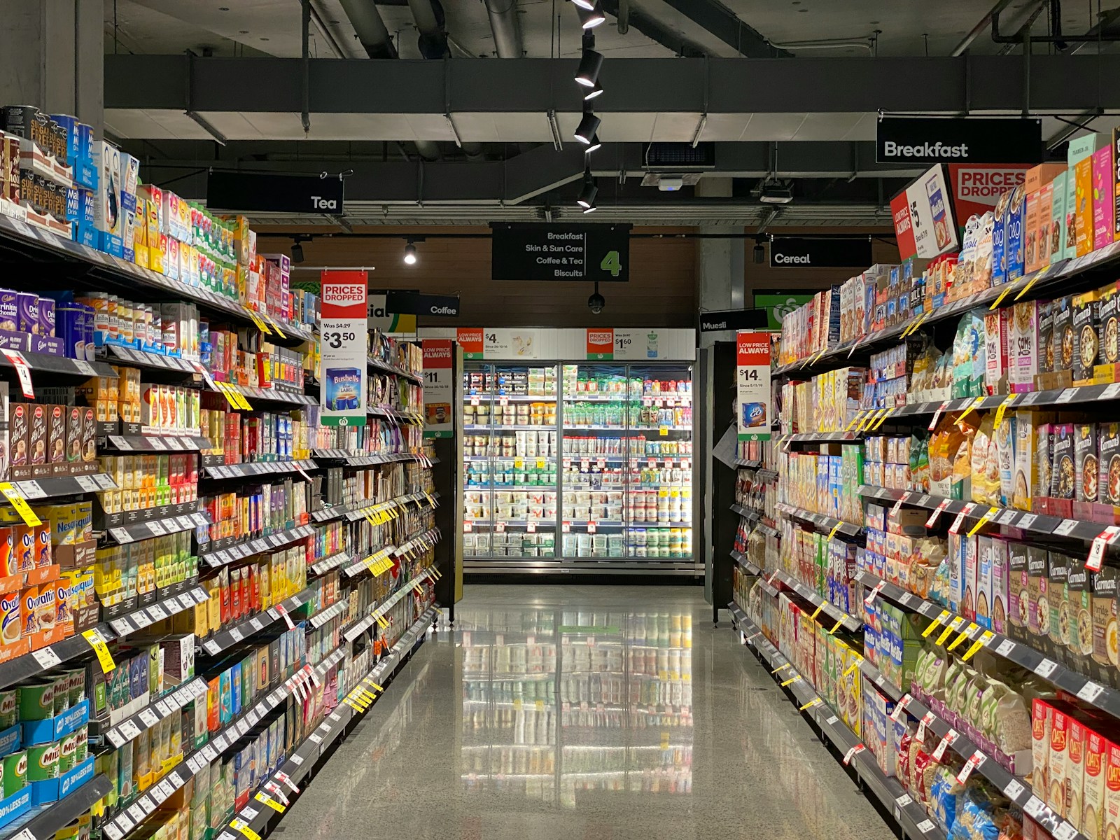 Albertsons Insiders Buy Stock After Shares Hit Record Lows