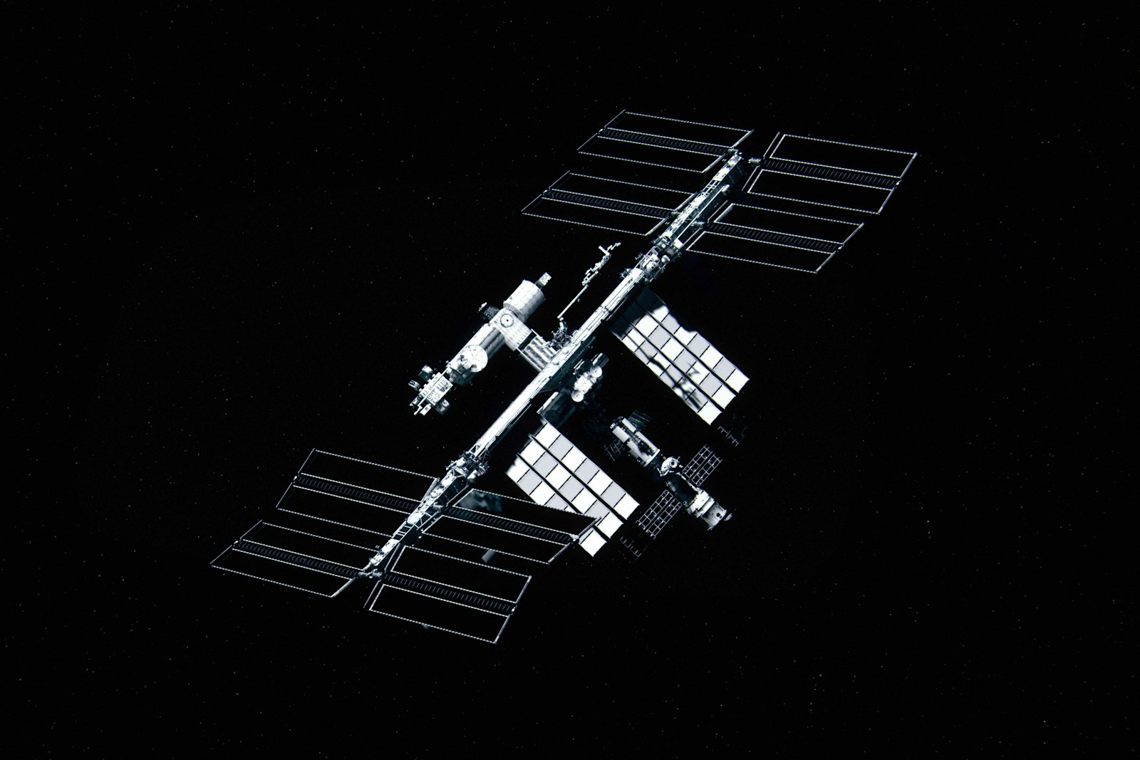 AST SpaceMobile’s (ASTS) Earnings Expose The Real Race To Commercial Scale