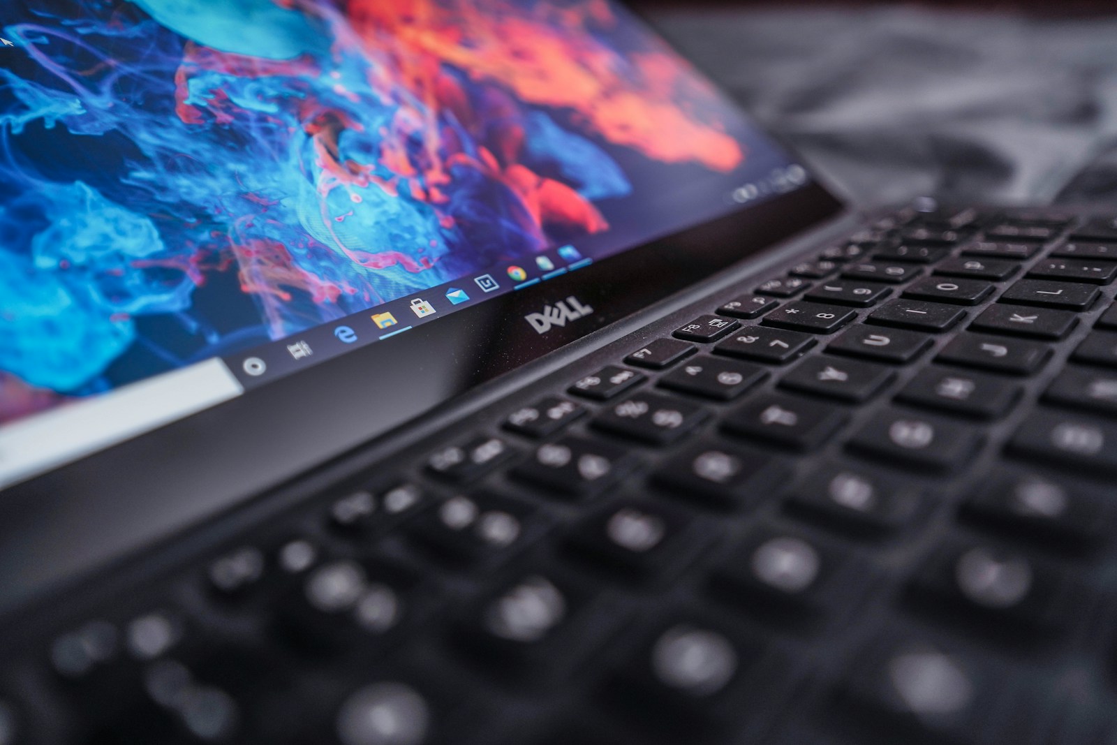 DELL Stock Surges as Q2 Earnings Reveal $95B AI Backlog
